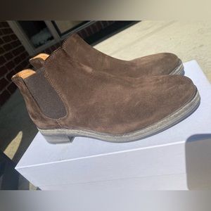Gidigio Italian Brown Suede Chelsea Boot Size 37 (6 1/2)